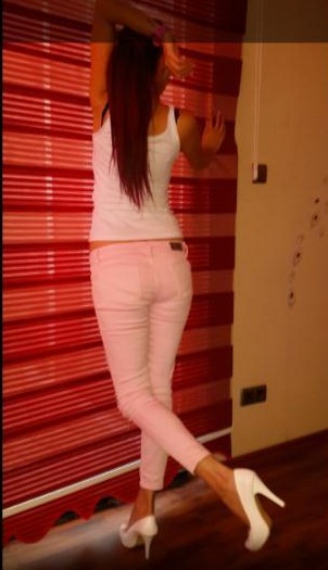 Gölbaşı Escort — İncek Villa Bölgesinde İzole, Lüks ve Yüksek Mahremiyetli Randevu Kültürü — Seçkin Mekanlar ve Rezidans Buluşmaları